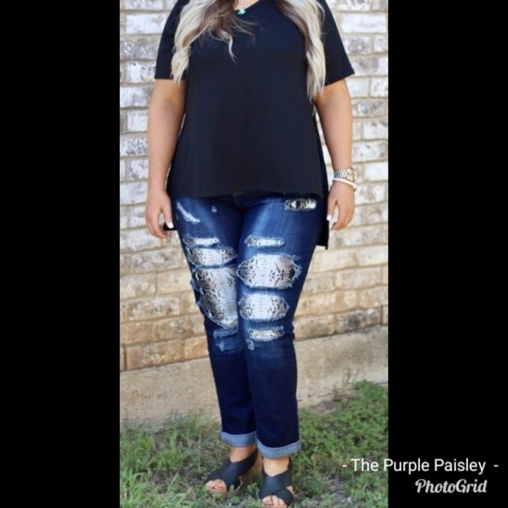 Plus Size Distressed Snake Patch